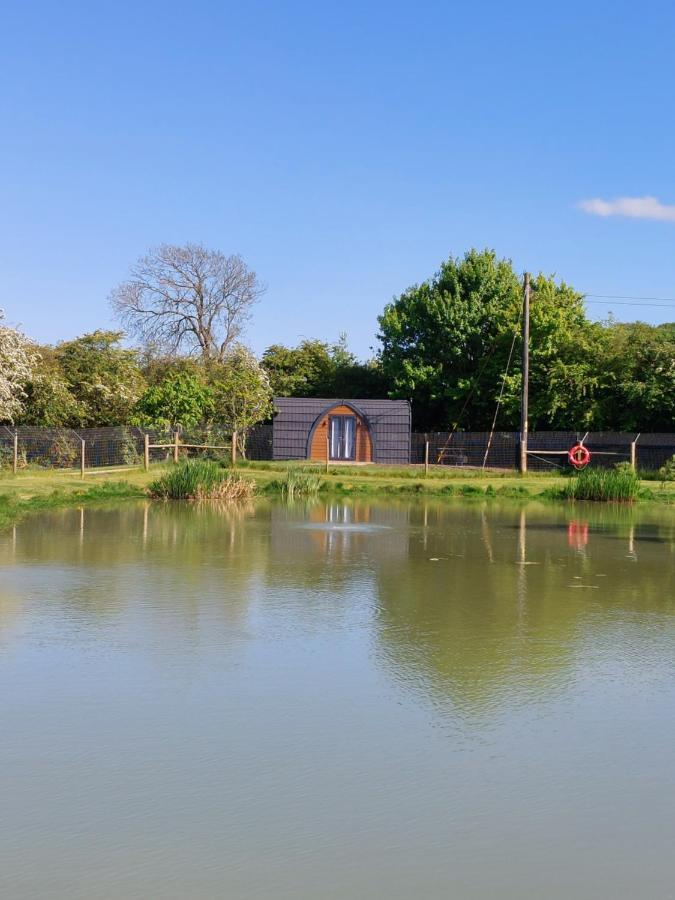 לואסטופט Oak Lodge Pods מראה חיצוני תמונה